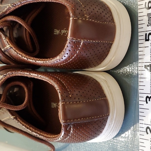 American Eagle kids brown leather tie shoes. Size 1.5. Excellent conditi… - Picture 5 of 11